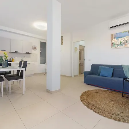 Costa Rei Villa *